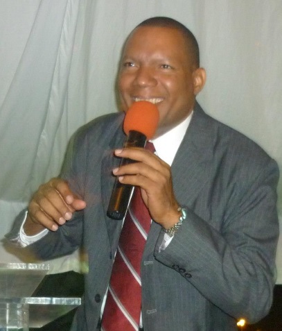 Pastores Luis Alfredo Mendez y Adela Rodriguez